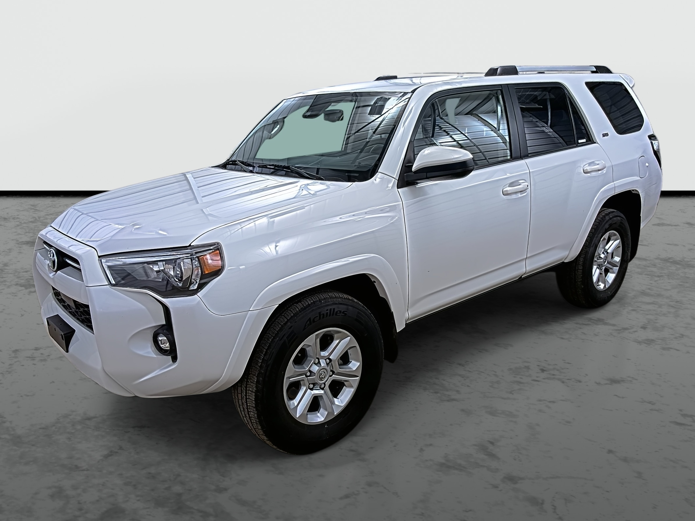 Automated vehicle imaging with background replacement.